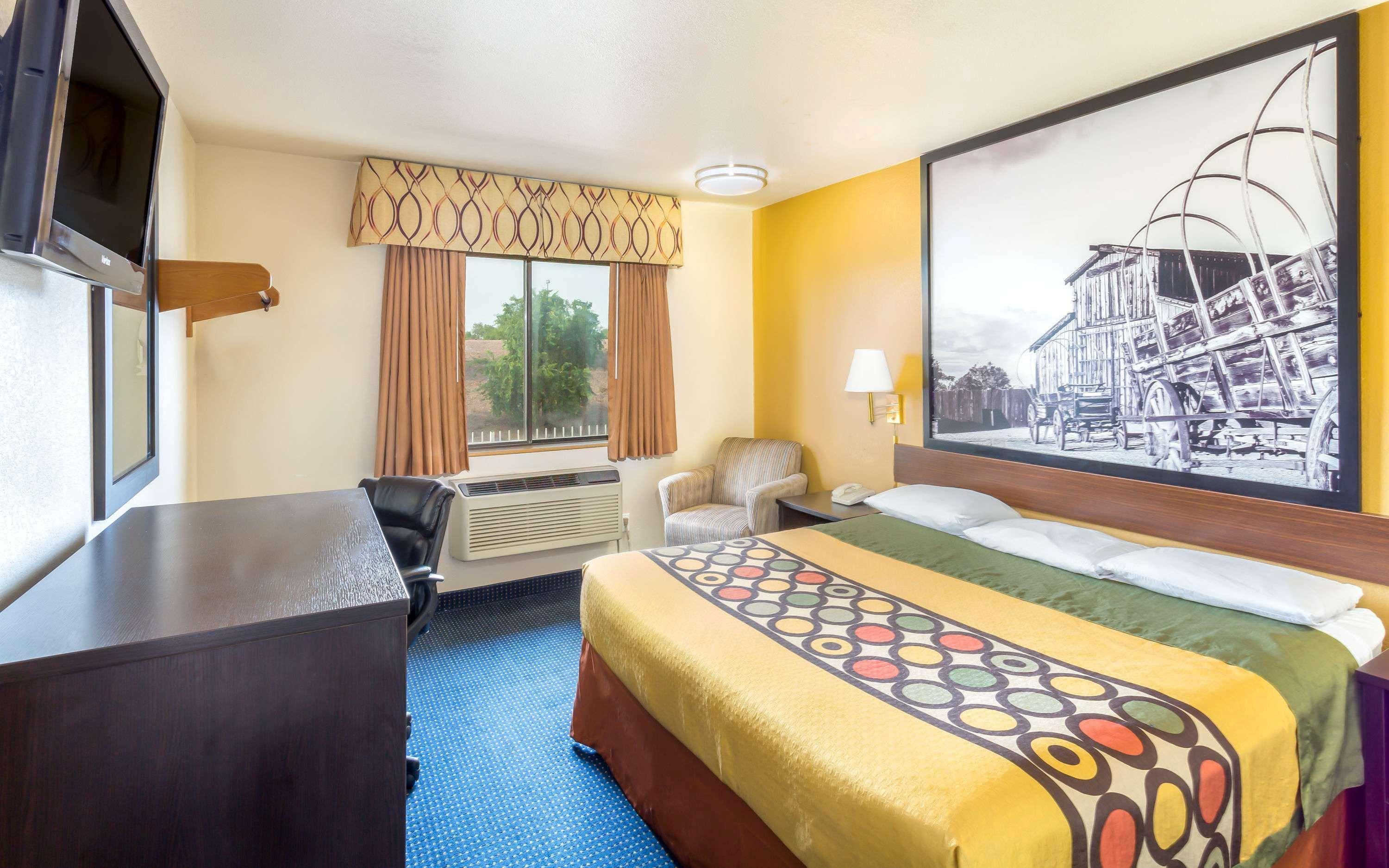 Super 8 by Wyndham Mesa Gilbert Hotel Bagian luar foto